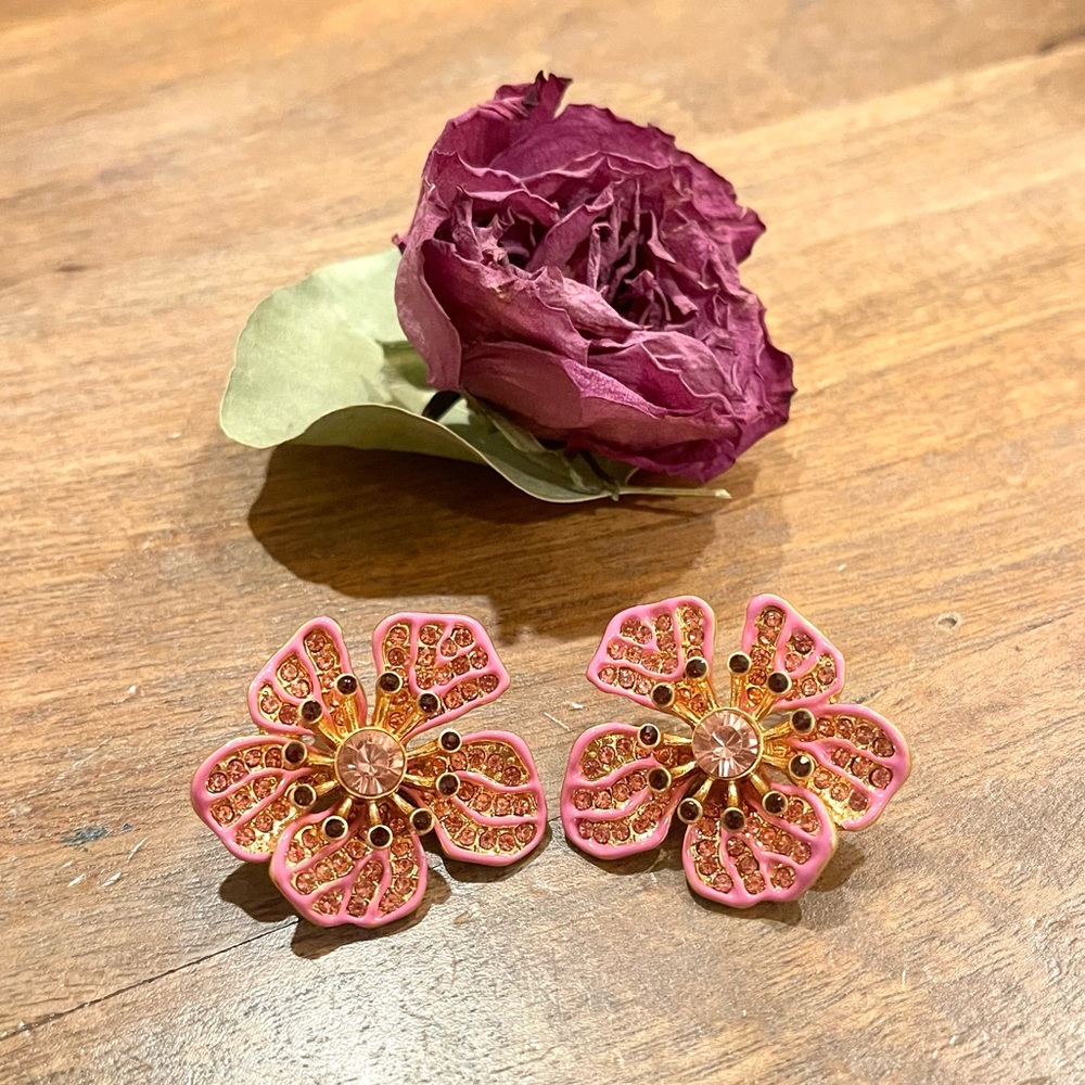 Oscar De La RentaBROKEN FLOWER EARRINGS - Picture 5 of 5